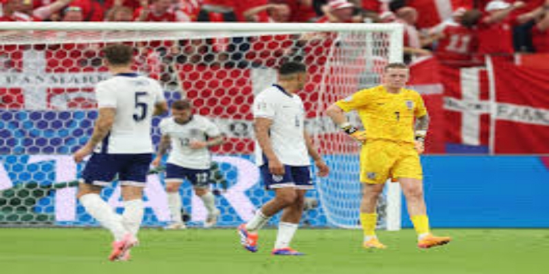 亚新体育视角：门将位置的激烈竞争-亚新体育