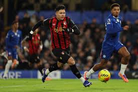 比赛回顾：伯恩茅斯开局迅猛，斯托克城未能反扑-亚新体育