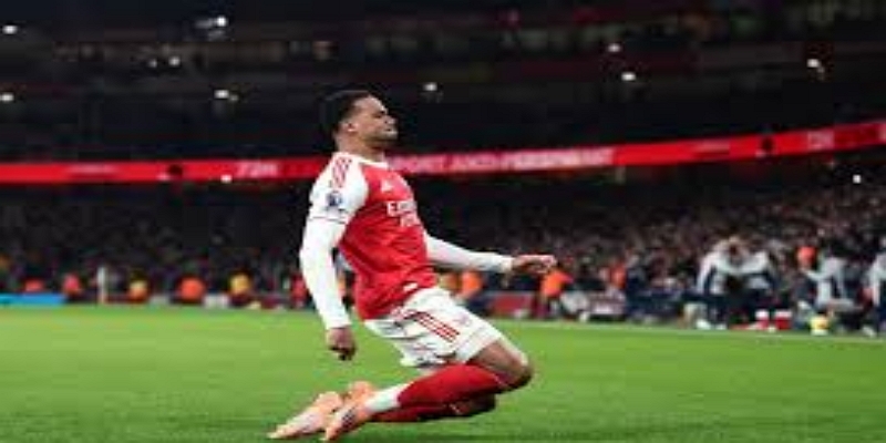 裁判与球员视角的激烈碰撞-亚新体育