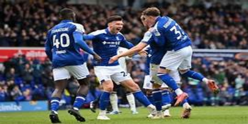 亚新体育解析：战术哲学与球队建设 -亚新体育