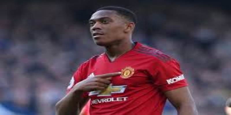 历史镜鉴：前锋离开曼联后的二次崛起-亚新体育